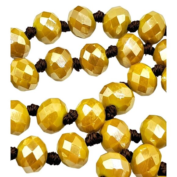 Yellow Faceted Beaded Necklace With Knotted String Vintage Costume Jewelry - Picture 6 of 6